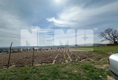 Teren de 3900 mp, în Pătrăuți - 2