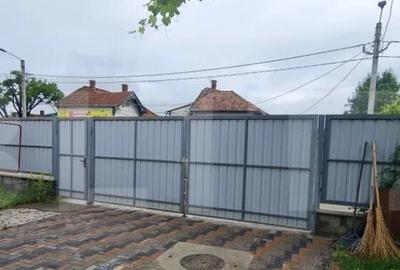 Casa individuala rezidentiala sau spatiu comercial, 6 camere - 3