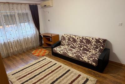 Apartament cu 2 camere decomandat în Central - 1