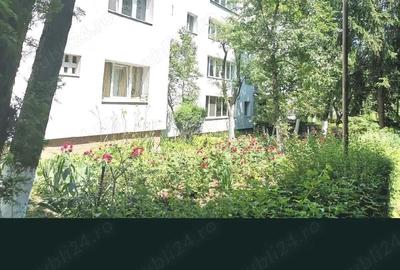 Apartament cu 3 camere semidecomandat în Central - 7