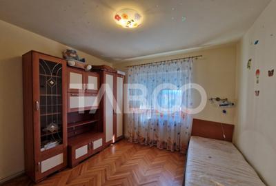Apartament decomandat de inchiriat 3 camere 2 bai 76mp Terez - 5