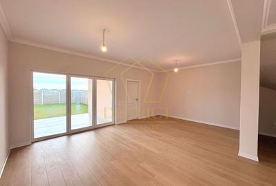 Duplex cu 5 camere cu Canalizare în Moșnița Nouă - 3