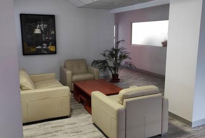 Spațiu comercial, de 100 mp, în Central - 2