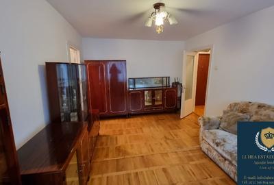 Închiriere - Apartament cu 2 camere zona Moto Velo, Reșița - 3