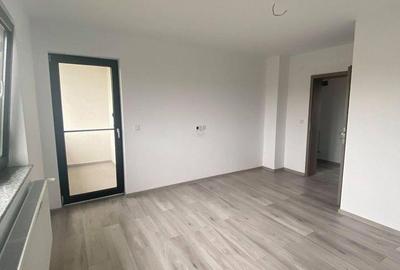 Casă cu 4 camere cu Teren 200 Mp în Păulești - 18
