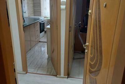 Garsonieră decomandată în Brătianu - 13
