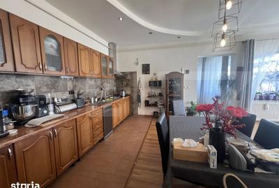Casă cu 4 camere cu Teren 450 Mp în Central - 18