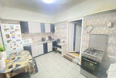 Casă individuală cu 4 camere cu Canalizare în Ferentari - 12