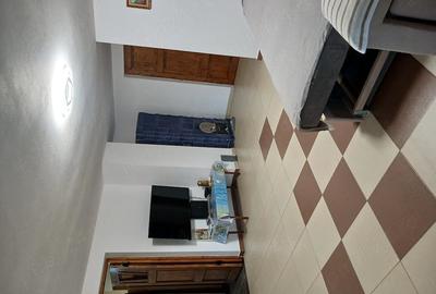 Casă cu Teren 8142 Mp în Central