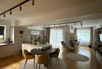 Apartament cu 3 camere semidecomandat, mobilat în Pipera