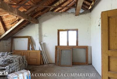 Casă cu 10 camere cu Teren 4324 Mp în Central - 20