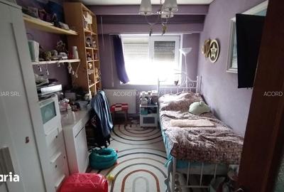 Apartament cu 4 camere decomandat în Tomis III - 6