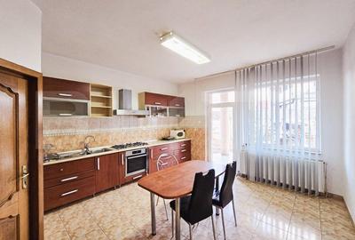 Casă individuală cu 8 camere cu Canalizare în Gruia - 4
