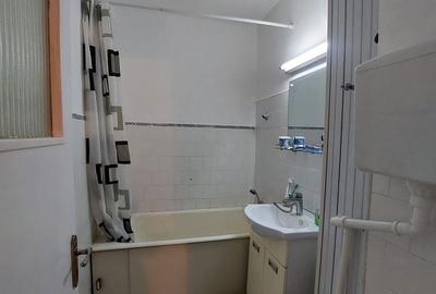 Apartament cu 2 camere decomandat în Alexandru cel Bun