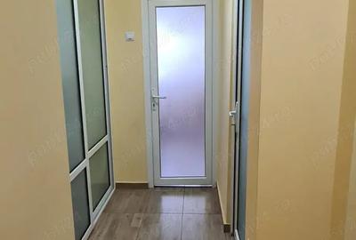 Garsonieră decomandată în Central - 1
