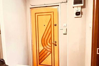 Apartament cu 3 camere semidecomandat în Brâncoveanu - 1