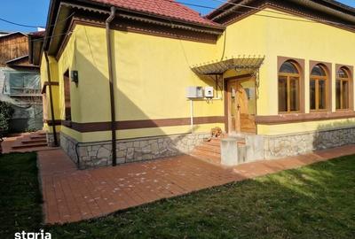 Casă cu 4 camere cu Teren 1100 Mp în Ultracentral