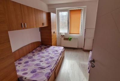 Apartament cu 3 camere decomandat în Brâncoveanu - 2