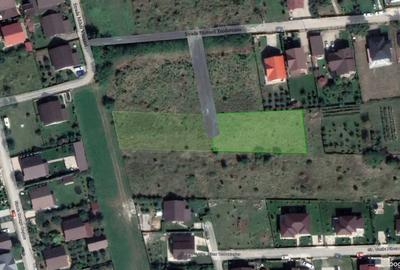 Teren de 2000 mp, în Valea Lupului