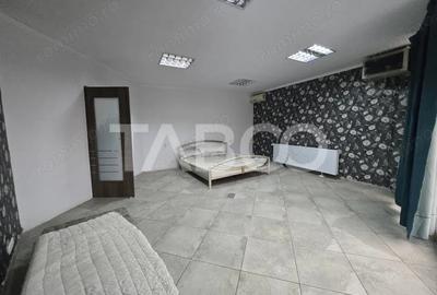 Apartament cu 4 camere decomandat în Slimnic - 3
