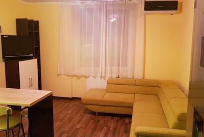 Apartament cu 3 camere în Decebal