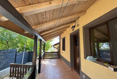 Casă cu 4 camere cu Teren 1330 Mp în Miroslava