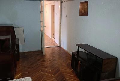 Casă cu 4 camere cu Teren 1100 Mp în Cenad - 3