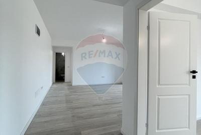 Apartament cu 3 camere semidecomandat în Brâncoveanu - 6