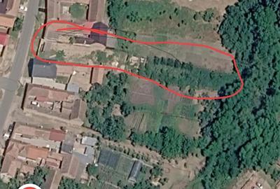 Teren de 1260 mp, în Central