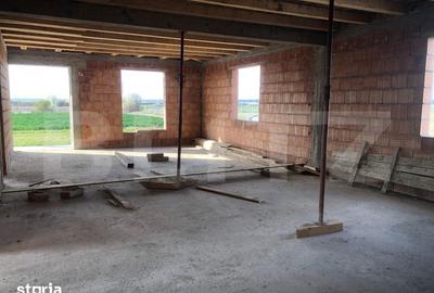 Casă cu 4 camere cu Teren 600 Mp în Botiz - 4