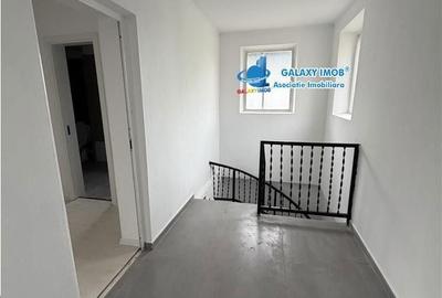 Casă cu 7 camere cu Teren 300 Mp în Central - 10