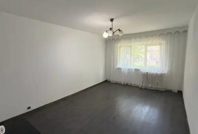Apartament cu 2 camere decomandat în Central - 1