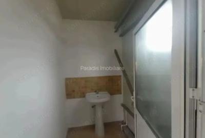 Spațiu comercial, de 1,000 mp, în Bolintin-Vale - 1