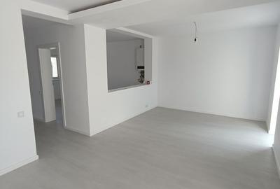 Duplex cu 4 camere cu Piscina în Cetate