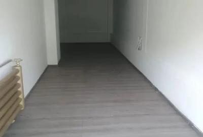 Spațiu comercial, de 500 mp, în Central - 5