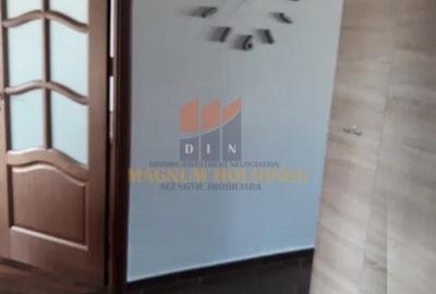 Apartament cu 3 camere decomandat în Găvana