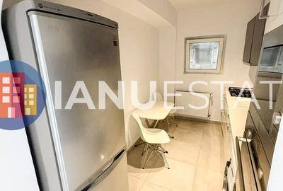Apartament cu 3 camere semidecomandat în Romană