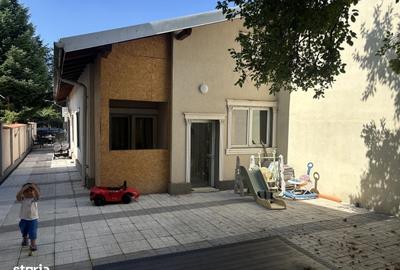 Casă cu 3 camere în Grivița