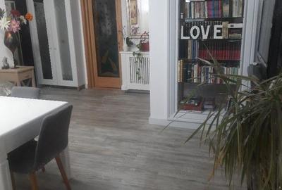 Spațiu comercial, de 170 mp, în Central - 3