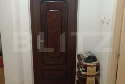Apartament cu 2 camere decomandat în Micro 6