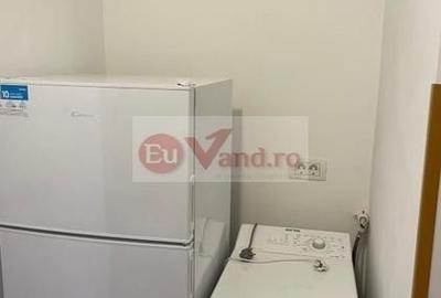 Garsonieră decomandată în Central