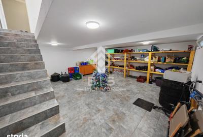 Casă cu 4 camere cu Teren 2700 Mp în Viișoara