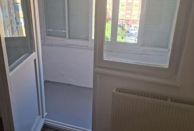 Apartament cu 2 camere semidecomandat în Central - 2