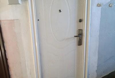 Apartament cu 3 camere decomandat în Central - 1