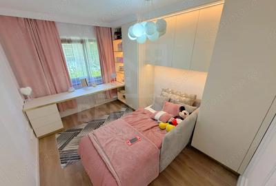 Apartament cu 3 camere decomandat în Craiovița Nouă - 2