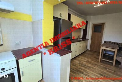 Apartament cu 3 camere decomandat în Calea București - 3