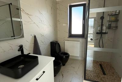 Casă cu 4 camere în Sânpetru - 1