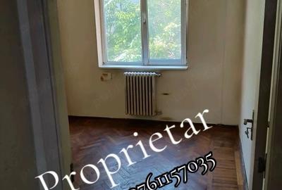Apartament cu 3 camere semidecomandat în Kogălniceanu