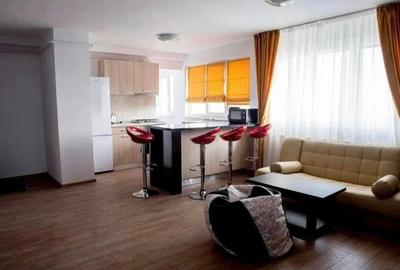 Apartament cu 5 camere decomandat în 7 Noiembrie - 2