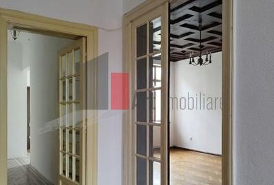 Apartament cu 3 camere decomandat în Moșilor - 4